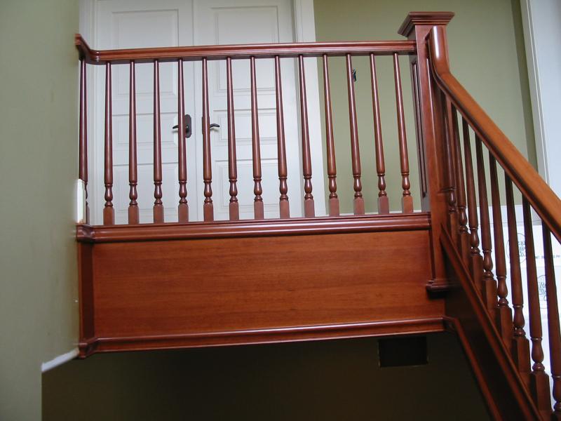 Straight Stairs Wood Pickets Gallery Roes Stair Corp