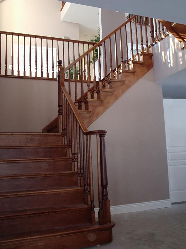 Straight Stairs Wood Pickets Gallery Roes Stair Corp