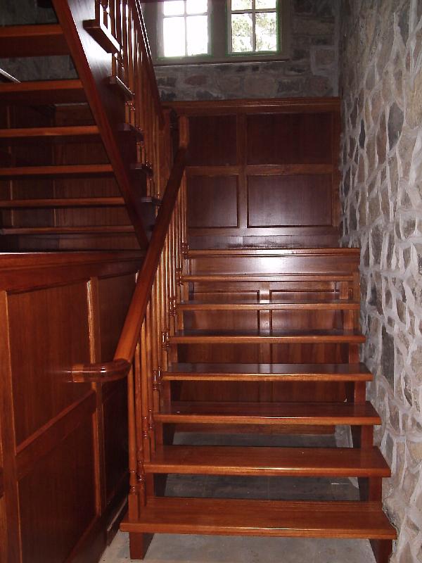 Straight Stairs Wood Pickets Gallery Roes Stair Corp